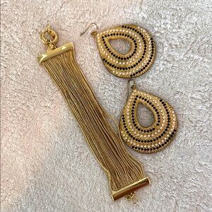 Elegant Gold and Black Jewelry Set